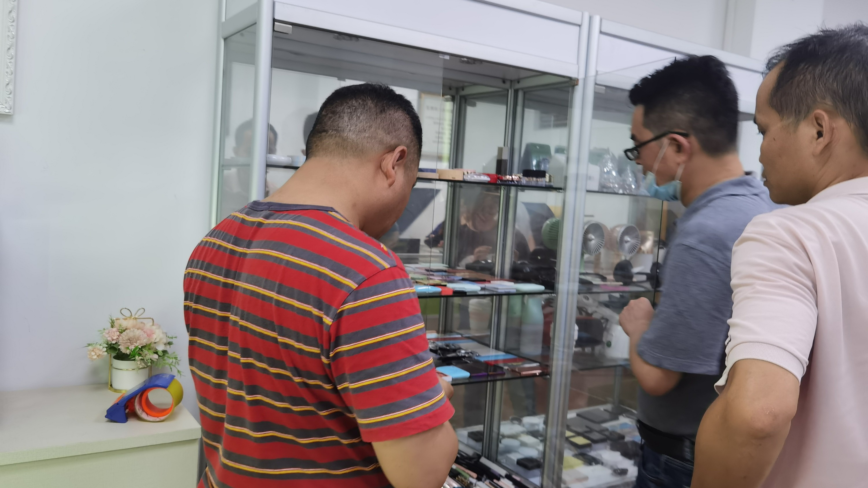 汽車手持吸塵器注塑加工哪里可以做？