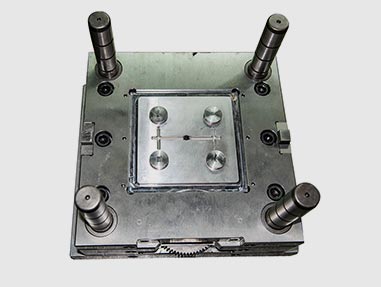 護膚系類蓋子精密模具